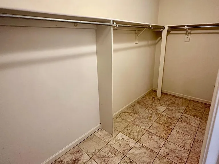 3222 Titanic Dr — Photo 14