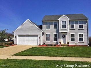 2941 Castle Rock Dr NE, Grand Rapids, MI 49525