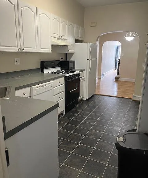 414 E Fort Ave — Photo 8