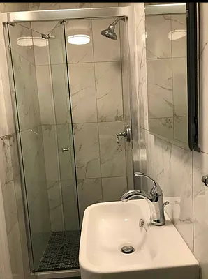 Rented by Voro, LLC | media 24