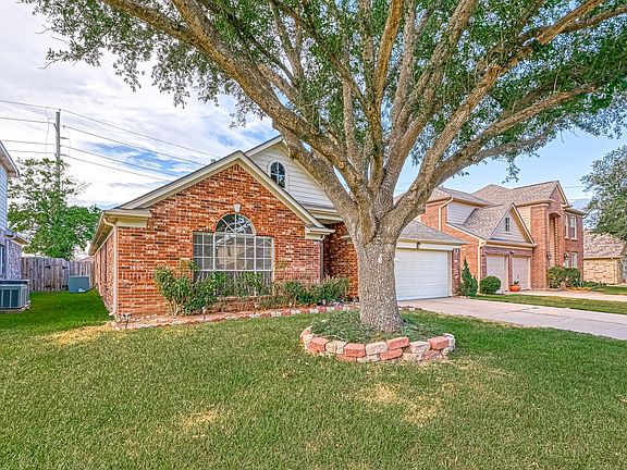 2nd image of 23735 Ayscough Ln