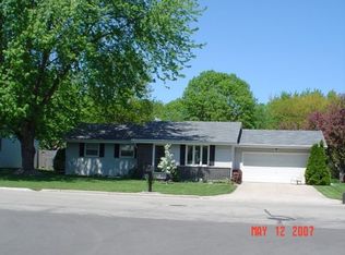 117 Lebrun St, Green Bay, WI 54301