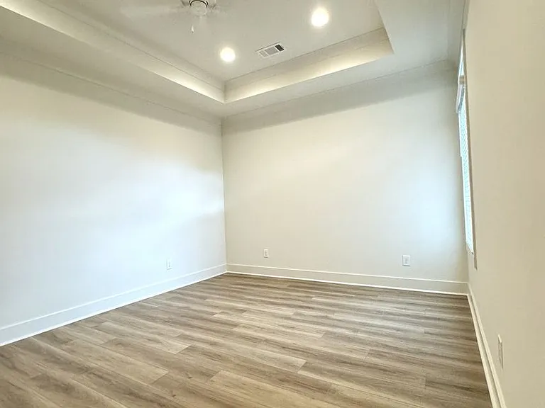 1108 Runningvine Ln — Photo 5