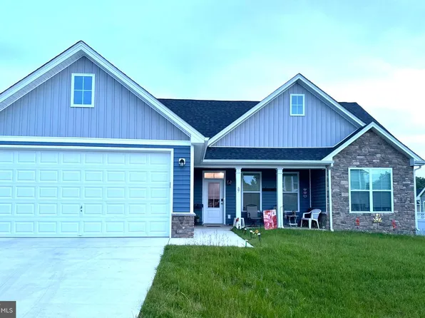 57 Cilantro Ln, Bunker Hill, WV 25413