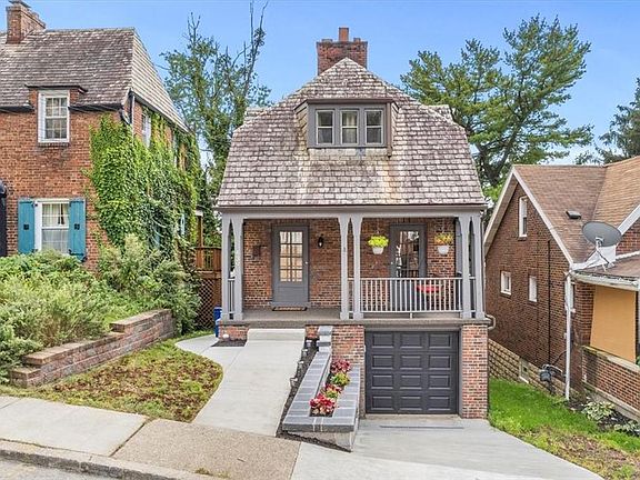 3rd image of 439 Ariston Ave