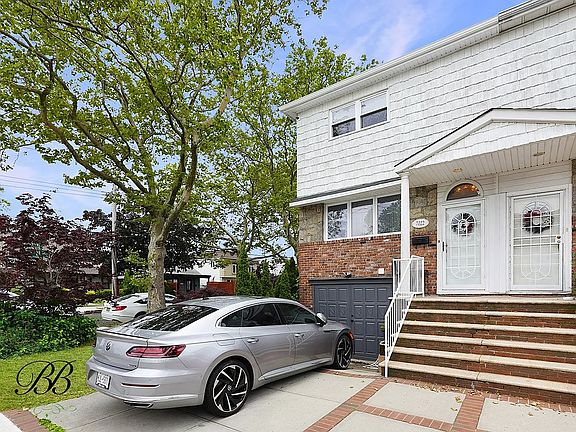 2nd image of 7022 Avenue V