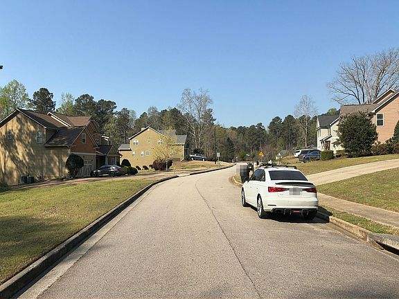 5th image of 89 Bryson Lake Cir