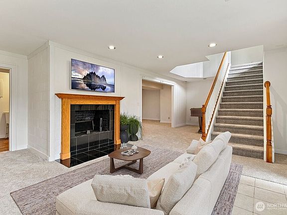 4th image of 711 Galloway Street