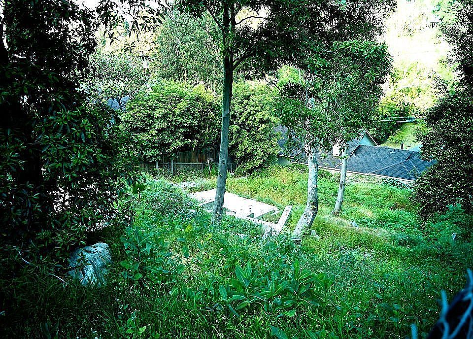 1st image of 3130 Ellington Dr
