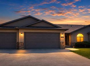 1312 6th St E, Dickinson, ND 58601