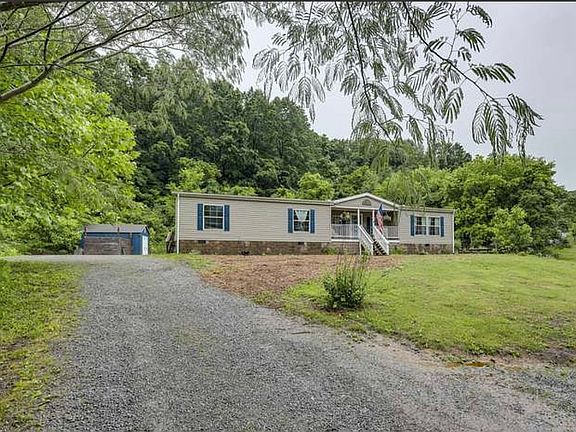 2nd image of 518 Brazier Ln