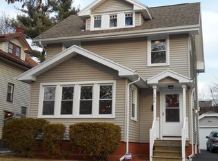 136 Bradburn St, Rochester, NY 14619