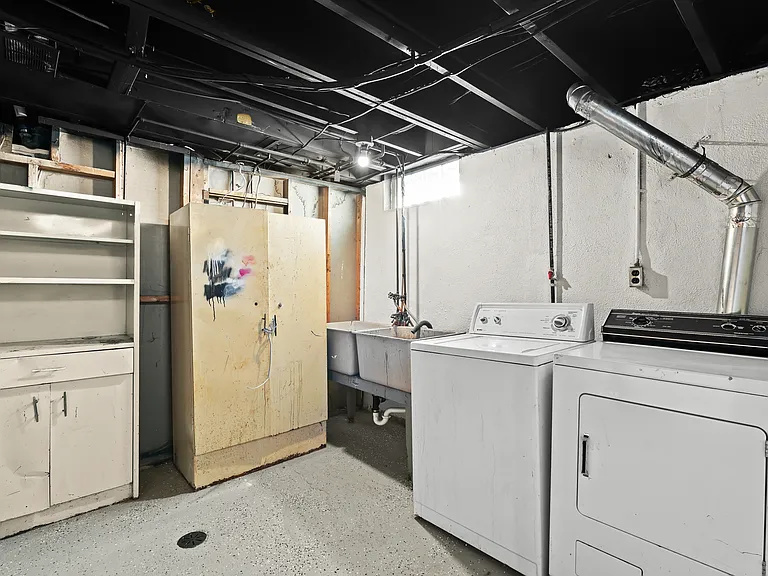 18405 Gillman St — Photo 22