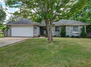 100 Fonda Ln, Willard, MO 65781