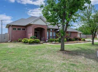 16500 Thorton Ln, Edmond, OK 73012