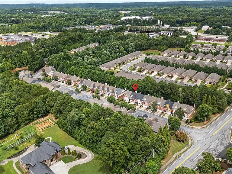 386 Creek Manor Way — Photo 38