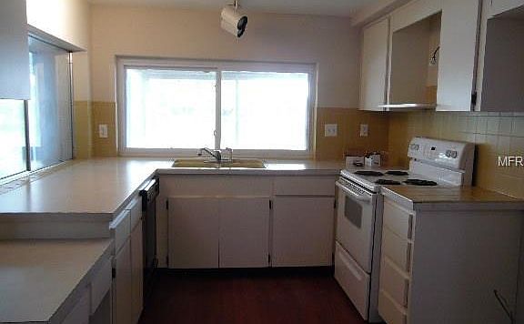 4th image of 3609 Landale Dr