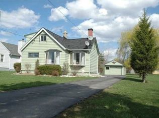 221 Borden Rd, Buffalo, NY 14224