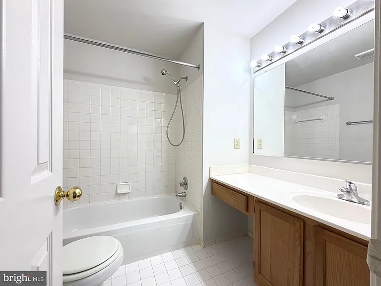 188 Pinecove Ave — Photo 9