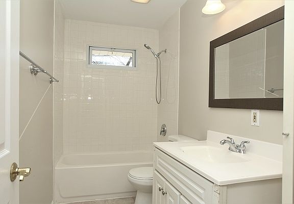 5th image of 16139 W Arlington Dr