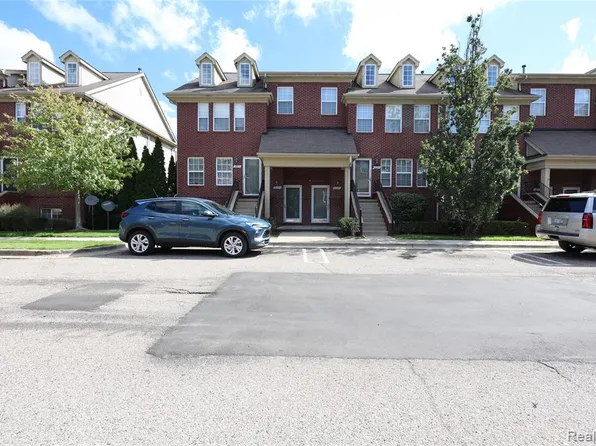 23312 Cornerstone Village Dr, Southfield, MI 48075