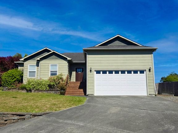 2nd image of 479 Kendall Ct