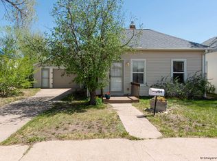 409 E 7th St, Cheyenne, WY 82007