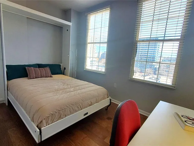 475 W 12th Ave #8H — Photo 31
