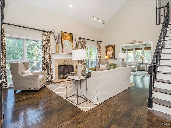 4th image of 9134 Vaughn Rd