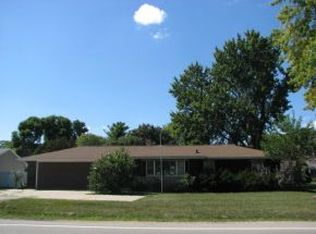 1374 Racine Rd, Menasha, WI 54952