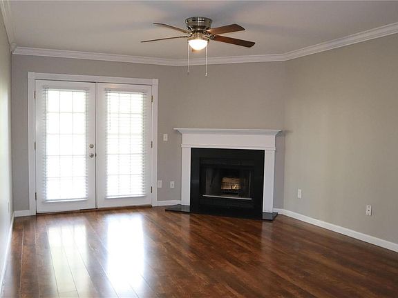 5th image of 942 Sugar Lake Ct Unit 31STFL
