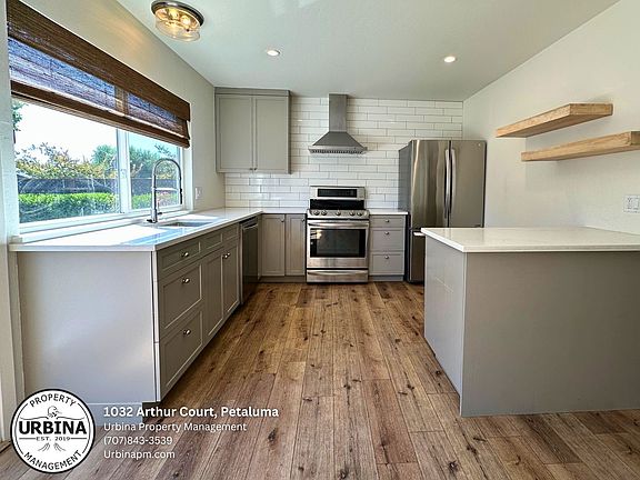 4th image of 1032 Arthur Ct