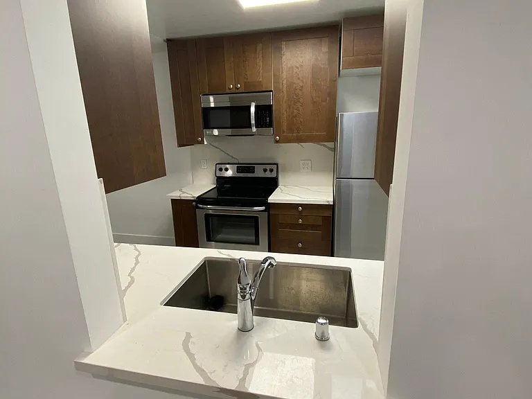 11956 Kiowa Ave #9 — Photo 12