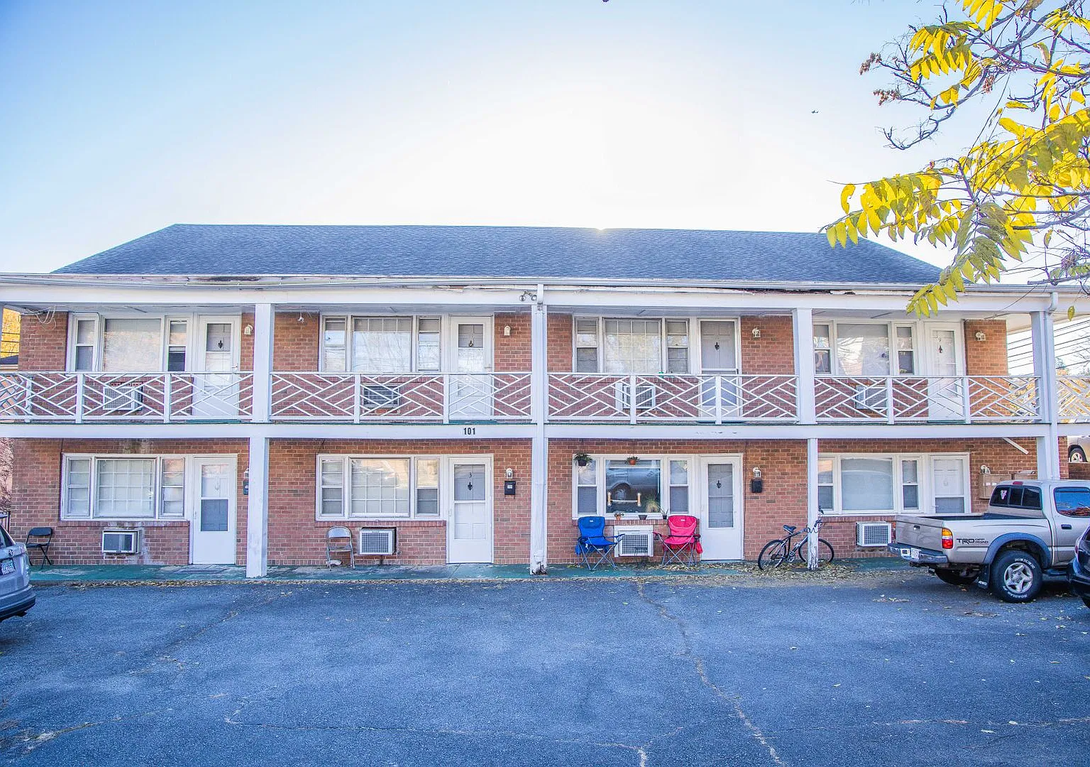 101 Carrollton Terrace — Photo 1