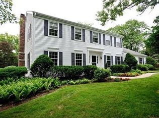 36W667 Red Haw Ln, St Charles, IL