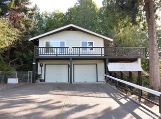 181 Canyon Rd, Oak Harbor, WA 98277