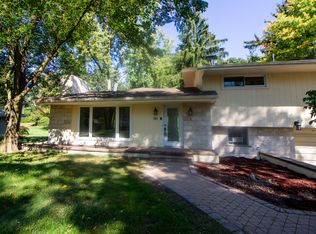 146 W Hickory Grove Rd, BLOOMFIELD HILLS, MI 48304