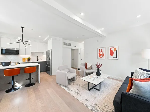 6170 Granville St, Vancouver, BC V6M 3E3
