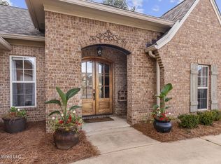 122 Magnolia Place Cir, Brandon, MS 39047