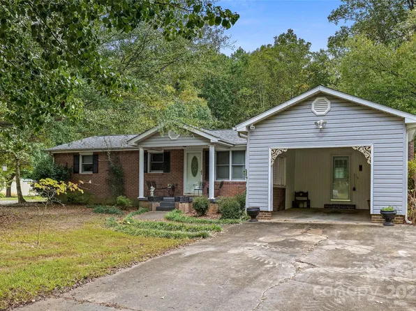 151 Debby Ln, Rutherfordton, NC 28139