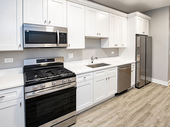 2nd image of 5310-12 S Harper Ave #2S