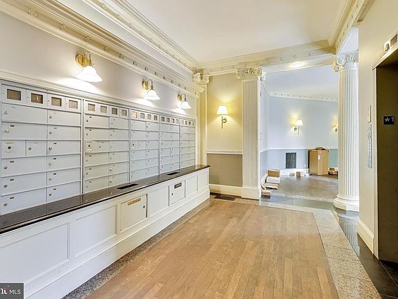 4th image of 1830 17th St NW APT 501