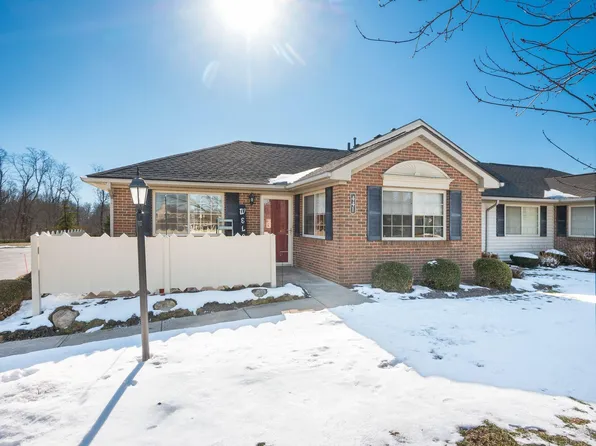 441 Virginia Ct, Pataskala, OH 43062