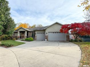 2316 Mariners Point Ln, Springfield, IL 62712