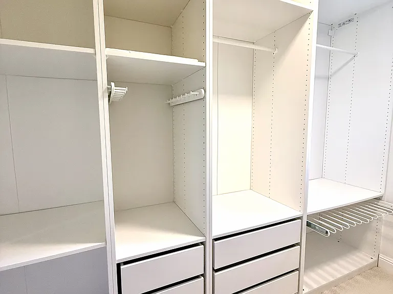 Walk-in Closet