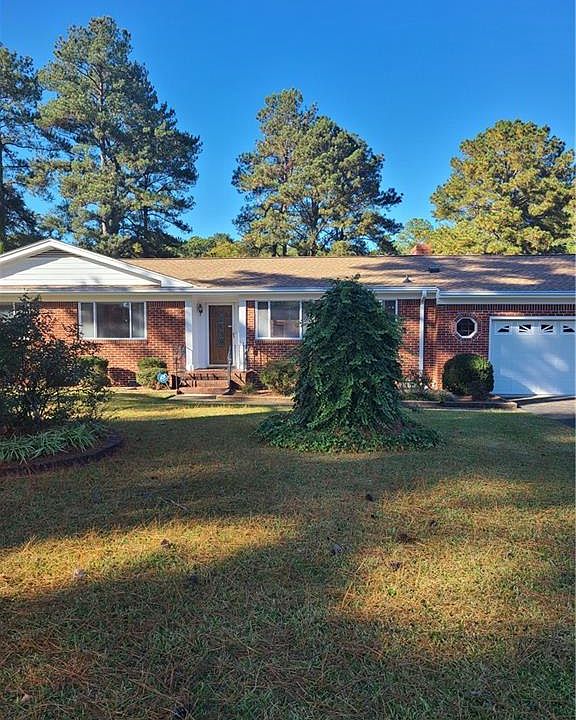 1st image of 412 Bobby Jones Dr