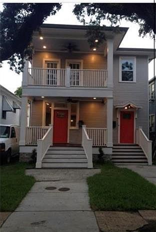 1st image of 3830 Banks St