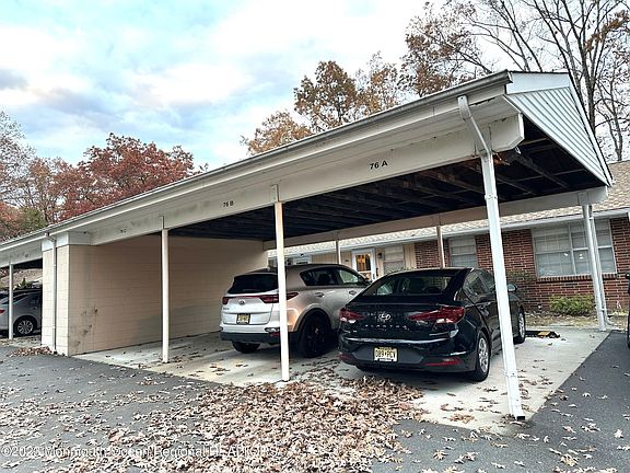 2nd image of 76A Dorchester Drive