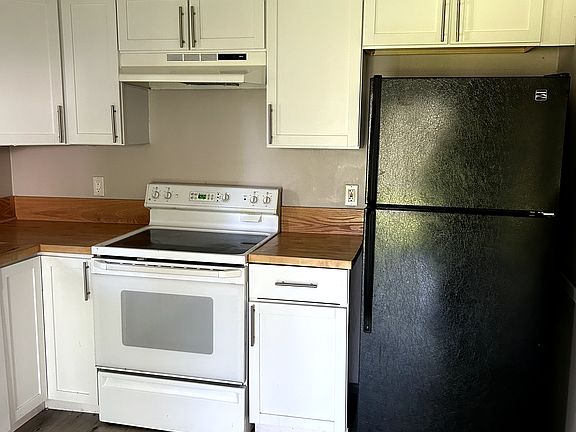 kitchen/fridge