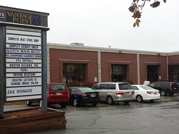 5th image of 28 Charron Avenue #15